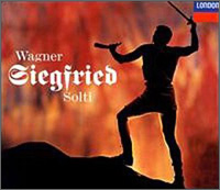 Siegfried: Decca, 445 564-2. Dirigent: Georg Solti. Wolfgang Windgassen, Birgit Nilsson, Gerhard Stolze med flera.